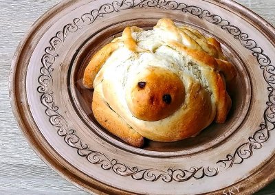 Ukrainian old tradition to welcome warmth bake birds made of wheat handmade food authentic recipe etnocook lilia tiazhka lilka sky